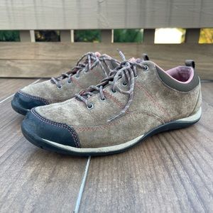 Womens LL BEAN BeanSport Brown Lace Up Walking Shoes Size 8 M